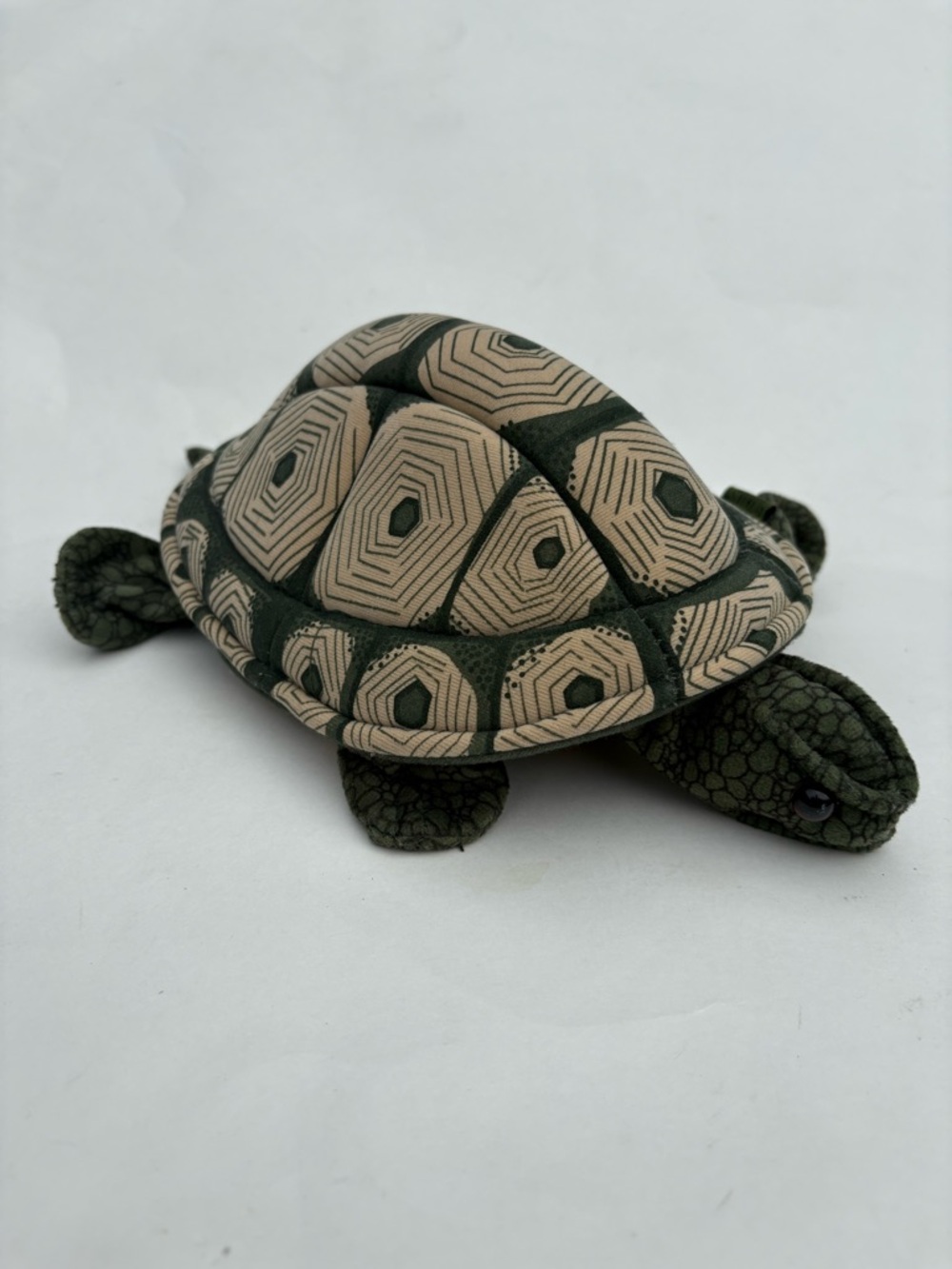 Folkmanis tortoise storytelling hand puppet 12”